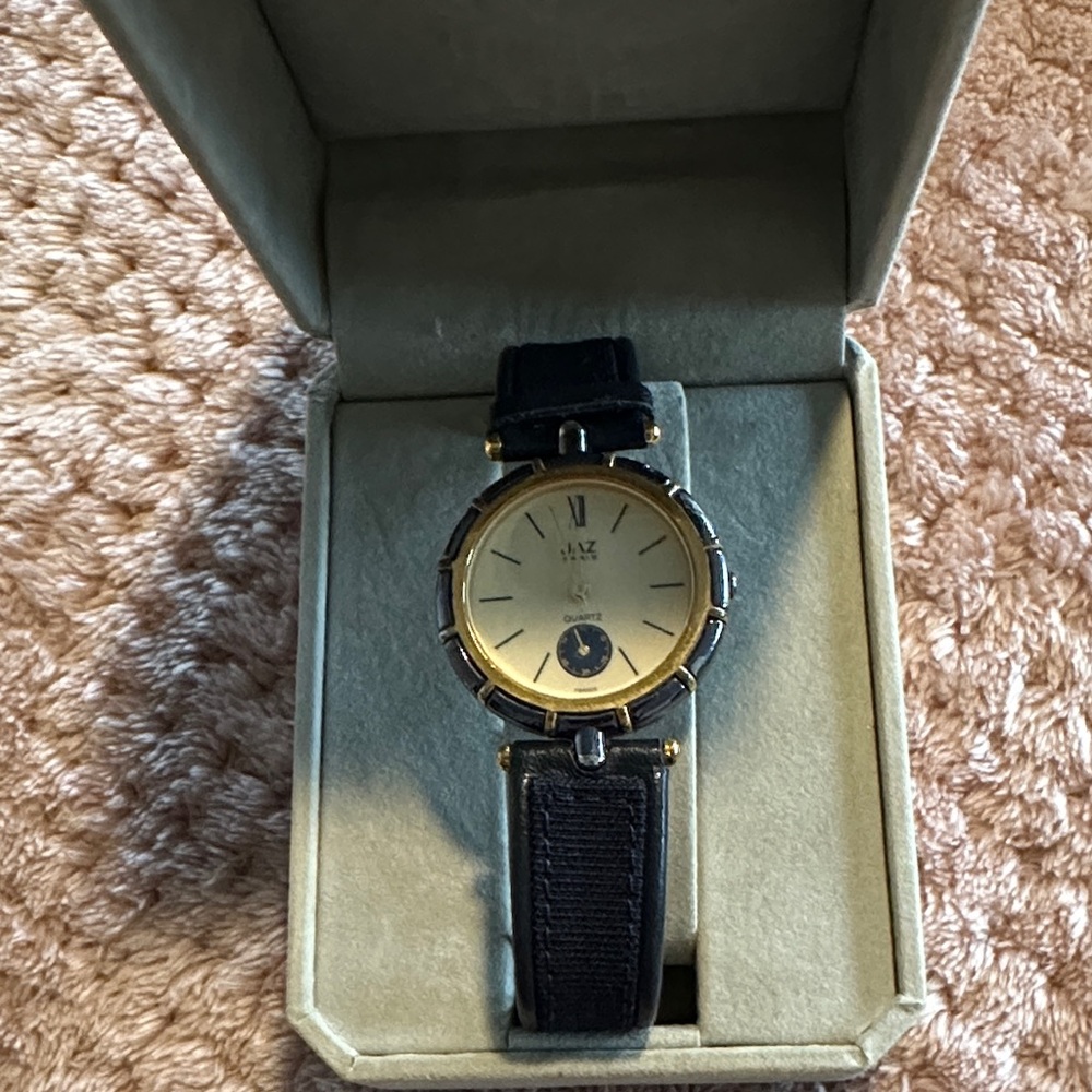 Vintage Men’s Navy Strap Watch by Jaz Paris